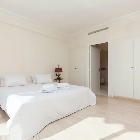 Splendid Sea View Luxury Residential With Swimming Pool