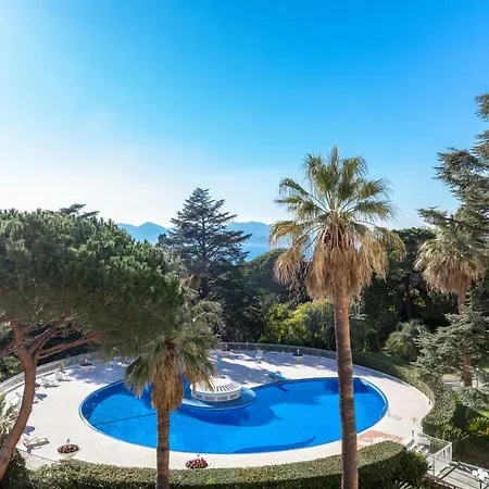 Splendid Sea View Luxury Residential With Swimming Pool